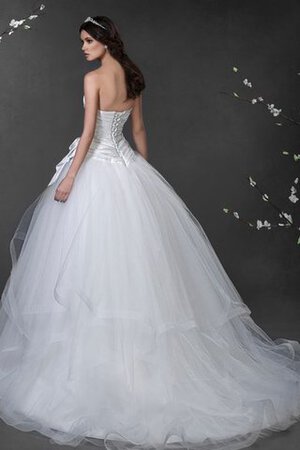 Robe de mariée de mode de bal avec perle au drapée de traîne moyenne avec lacets - Photo 2