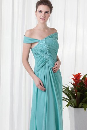 Robe de soirée ouverture frontale en chiffon ruché d'epaule ecrite avec décoration dentelle - Photo 5