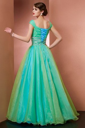 Robe de quinceanera de mode de bal epaule nue en satin cordon avec perle - Photo 2