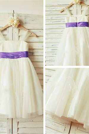 Ärmelloses Empire Taille Spaghetti Träger Bodenlanges Blumenmädchenkleid mit Rüschen - Bild 5