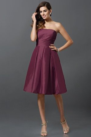 Robe demoiselle d'honneur courte naturel manche nulle a-ligne au niveau de genou - Photo 5