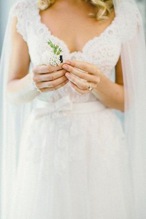 Elegante Vestido de Novia en Tul de Hasta el suelo de Escote en V de Natural - Foto 2