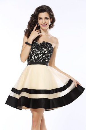 Normale Taille Organza Ärmelloses Bezauberndes Cocktailkleid mit Applikation - Bild 1