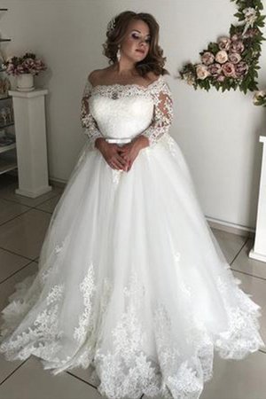 Natürliche Taile Junoesque Bodenlanges Brautkleid aus Tüll mit Sweep Zug - Bild 1