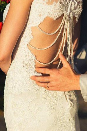 Sweep train Schlüsselloch Rücken luxus romantisches Brautkleid ohne Ärmeln mit Bordüre - Bild 3
