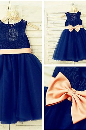 Normale Taille Prinzessin Schaufel-Ausschnitt Blumenmädchenkleid mit Blume mit Bordüre - Bild 5