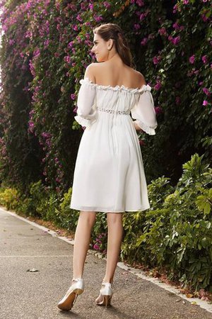 Robe de mariée moderne epaule nue en 1/2 manche ligne a de princesse - Photo 2
