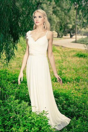 Chiffon a linie rückenfreies Brautkleid mit Gürtel mit Schleife - Bild 3