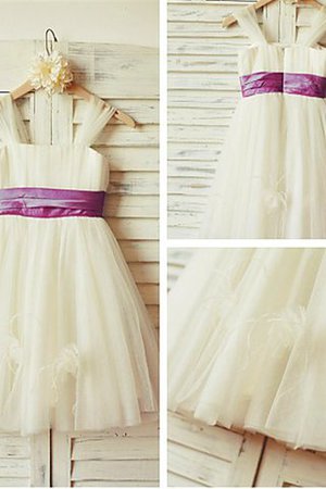Ärmelloses Empire Taille Spaghetti Träger Bodenlanges Blumenmädchenkleid mit Rüschen - Bild 1