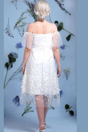 Normale Taille Tüll swing kurzes Brautkleid mit Bordüre mit kurzen Ärmeln - Bild 2