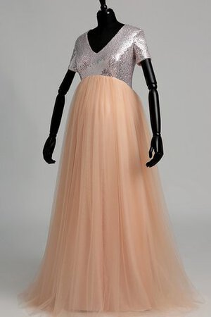 Perlenbesetztes schickes Ballkleid aus Tüll - Bild 7