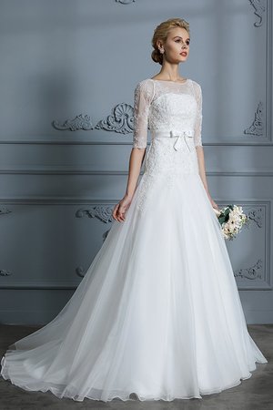 Robe de mariée en dentelle avec nœud boutonné brillant simple - Photo 3