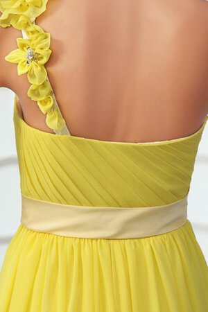 Ein Schulterfreies Chiffon A-Linie Brautmutterkleid mit Gürtel mit Blume - Bild 5