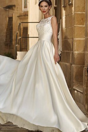 Abito da Sposa Esclusivo moda Coda A Strascico Corto con Bottone a Sala retro - Foto 3