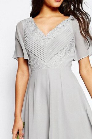 Gerüschtes V-Ausschnitt Ärmellos knielanges legeres Brautjungfernkleid mit Bordüre - Bild 4