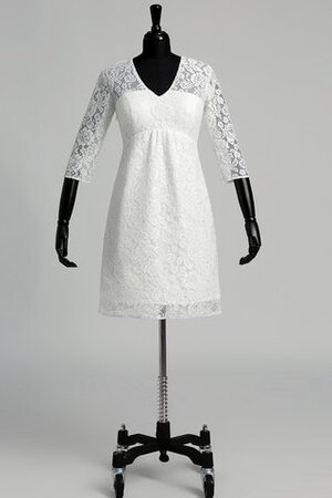 Robe de mariée simple au niveau de genou de tour de ceinture en haute ruché de col en v - Photo 1