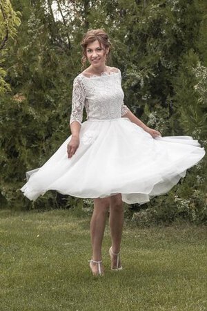 Halbe Ärmeln Bateau Tüll tiefer V-Ausschnitt Brautkleid mit Bordüre mit Applikation - Bild 4