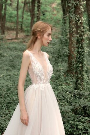 Robe de mariée a salle intérieure ligne a splendide de col en v serieuse - Photo 8