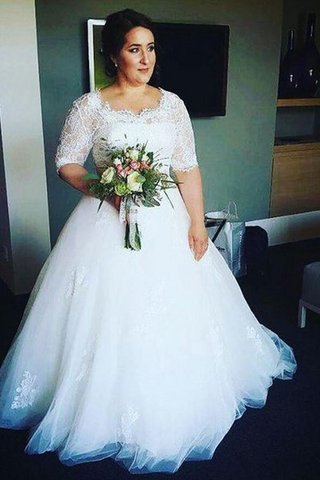 Tüll Spitze flaumiges schlichtes Brautkleid mit Applikation mit Plissierungen - Bild 2