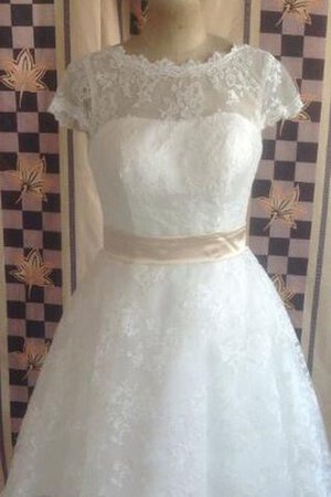 Abito da Sposa con Manica Corte con Fusciacca in pizzo con Piega Sotto Ginocchio medievale - Foto 3