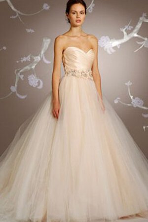 Robe de mariée au niveau de cou de traîne courte textile en tulle de col en cœur ruché - Photo 2
