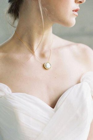 Robe de mariée attirent avec sans manches epaule nue fermeutre eclair croisade - Photo 3