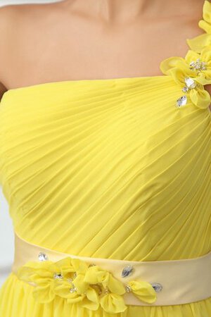 Ein Schulterfreies Chiffon A-Linie Brautmutterkleid mit Gürtel mit Blume - Bild 4