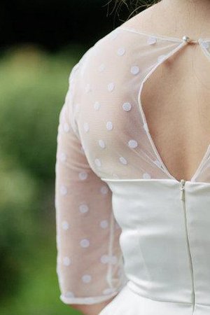 Schlüsselloch Rücken plissiertes Perlenbesetztes modisches schlichtes legeres Brautkleid - Bild 2