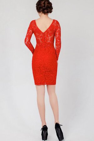 Gerüschtes Juwel Ausschnitt lange Ärmeln Elegantes modernes bescheidenes Abschlusskleid - Bild 2
