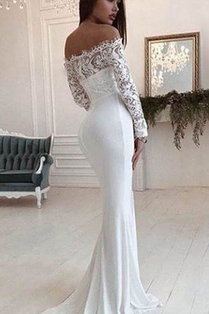 Robe de mariée onirique longueur au ras du sol en plein air en dentelle intemporel - Photo 2