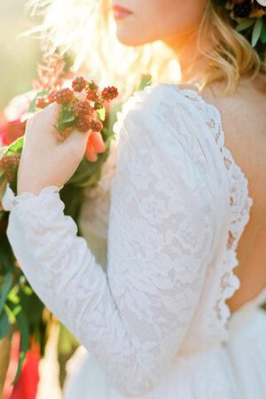 Robe de mariée facile discrete de col bateau en chiffon avec manche longue - Photo 3