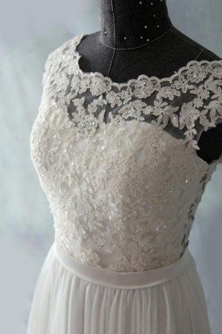 Gekerbter Ausschnitt Chiffon schlichtes luxus Brautkleid mit Knöpfen aus Spitze - Bild 2