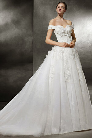 Anmutig Prinzessin Formelles Brautkleid mit Bordüre aus Satin - Bild 3