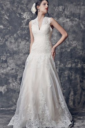 Robe de mariée vintage ligne a v encolure decoration en fleur noeud - Photo 1