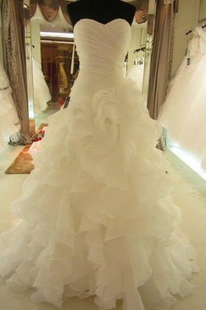 Ärmelloses Gericht Schleppe Prächtiges Brautkleid mit Natürlicher Taille mit Rüschen - Bild 1