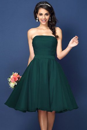 Ärmelloses Normale Taille Plissiertes Trägerloser Ausschnitt Brautjungfernkleid aus Satin - Bild 9