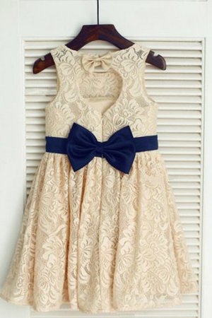 Normale Taille Schaufel-Ausschnitt Prinzessin Bodenlanges Blumenmädchenkleid mit Bordüre - Bild 2