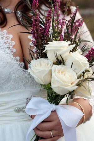 Robe de mariée facile longue avec perle textile en tulle ligne a - Photo 3