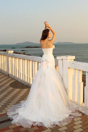 Robe de mariée classique elégant de tour de ceinture empire a plage avec fleurs - Photo 2