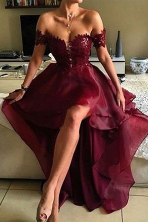 Organza Schulterfreier Ausschnitt Natürliche Taile Glamouröses Sittsames Abendkleid - Bild 1