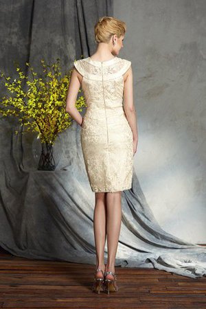 Kurze Ärmeln Etui Normale Taille Kurzes Brautmutterkleid aus Elastischer gewebter Satin - Bild 2