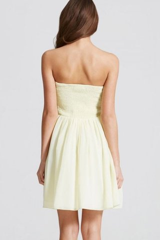 Ärmelloses Chiffon Herz-Ausschnitt mini Abschlusskleid mit Perlen - Bild 2
