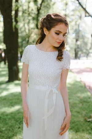 Robe de mariée informel simple avec ruban ceinture avec manche courte - Photo 4
