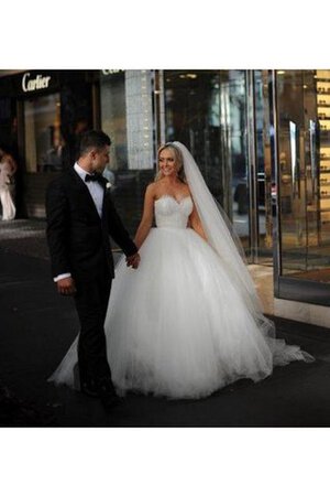 Natürliche Taile Herz-Ausschnitt Ärmelloses Tüll Brautkleid mit Bordüre - Bild 3