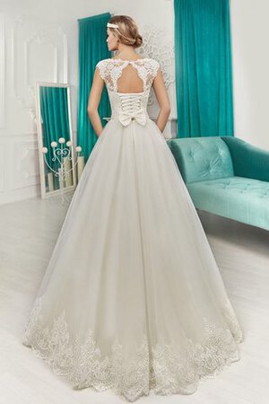 Abito da Sposa A Terra con Perline in Tulle Coda A Strascico Corto con Manica Corte Cappellino - Foto 4