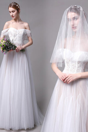 Süss Tüll Dom Zeitloses Brautkleid mit Natürlicher Taille - Bild 3