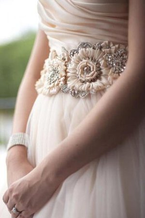 Rückenfreies Herz-Ausschnitt Duchesse-Linie romantisches Elegantes Brautkleid mit Perlen - Bild 4