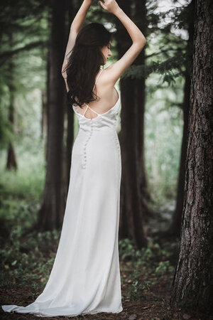 Robe de mariée voyant branle longueur au ras du sol de col en cœur distinguee - Photo 3