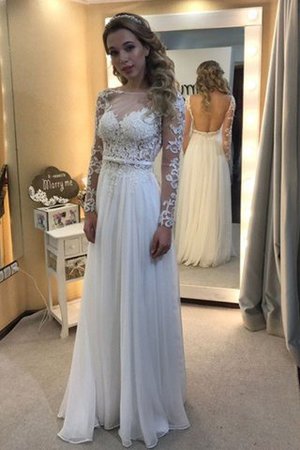 Abito da Sposa Principessa Barchetta in Chiffon in Pizzo a Spiaggia - Foto 1