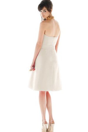 Robe demoiselle d'honneur de longueur à genou a-ligne ruché col en forme de cœur croisade - Photo 3